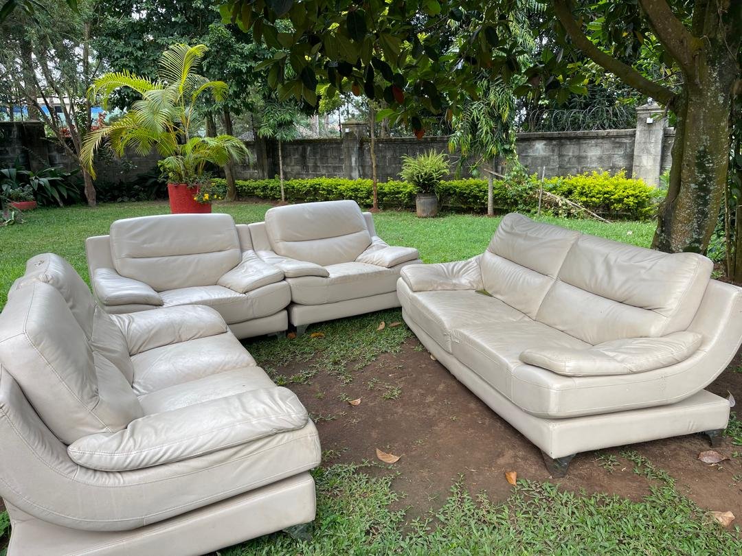 LEATHER SOFA SET