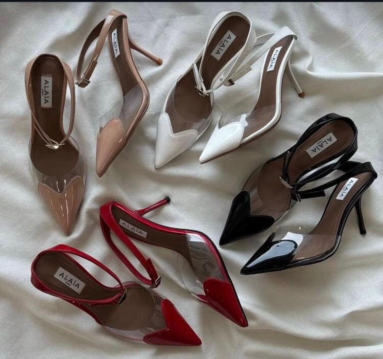 Alaïa pumps