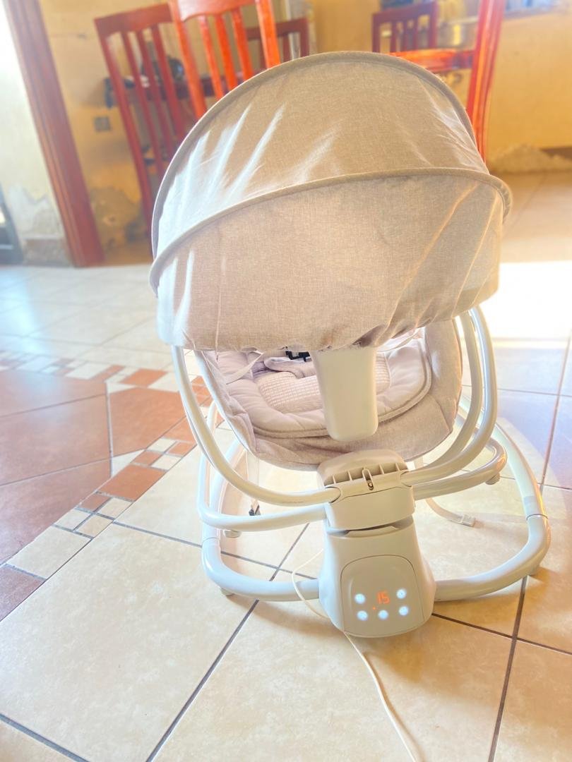 Mastela 4-in-1 Multi-Functional Baby Bassinet