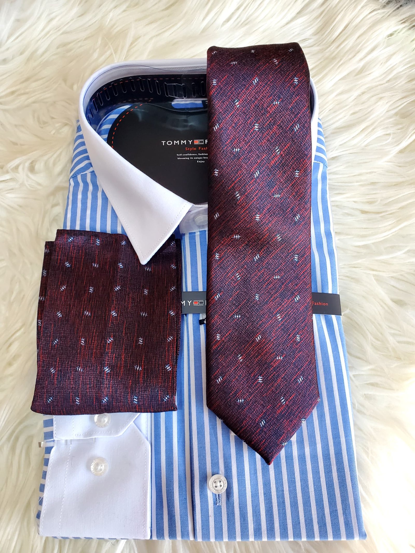 men’s long-sleeved shirt