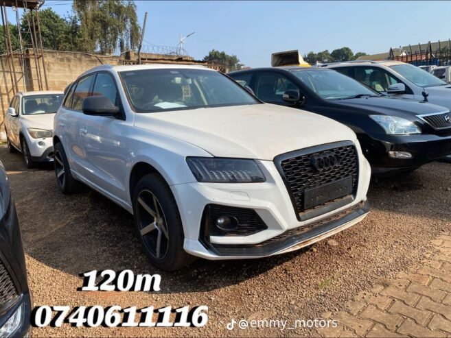 Audi Q5.