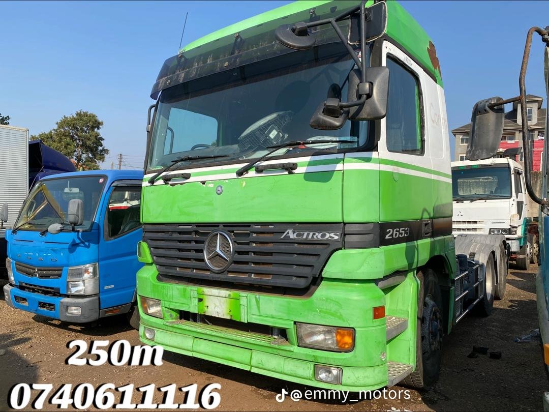 Mercedes-Benz Actros forward