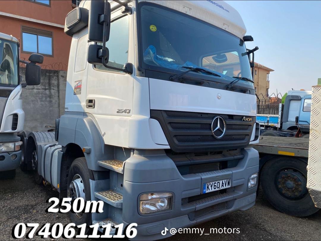 Mercedes-Benz Axor truck