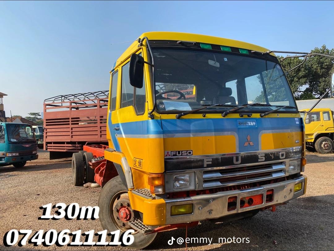 Mitsubishi Fuso Fighter truck.