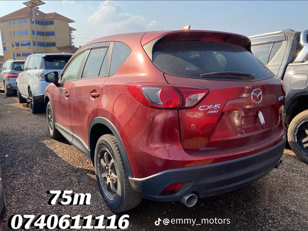 Mazda CX-5.