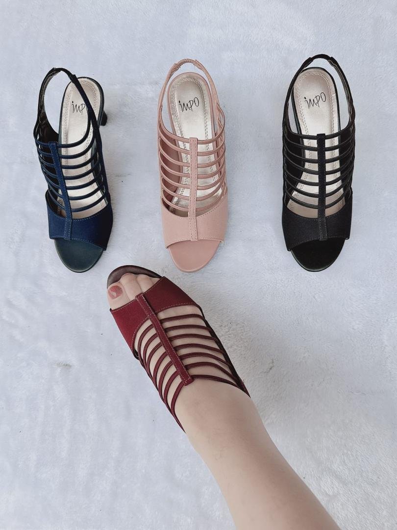 STRAPPED WEDGE SANDALS