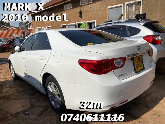 Toyota Mark X,