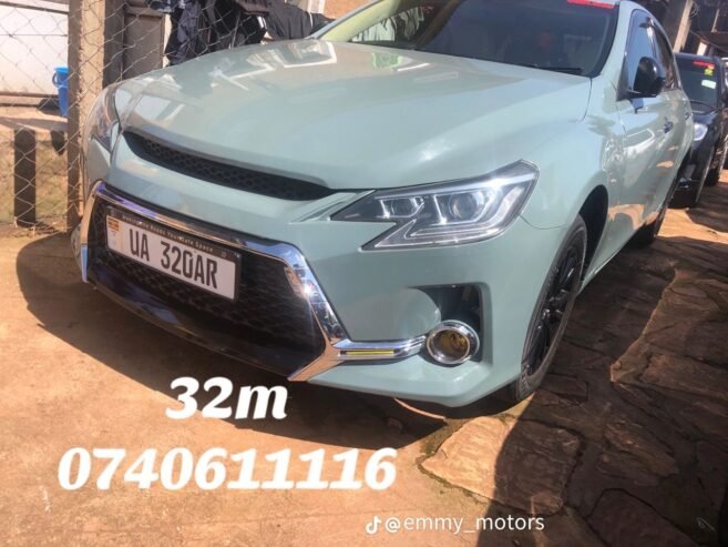 Toyota Mark X.