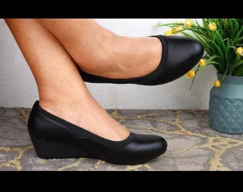 Black women’s formal slip-on shoes