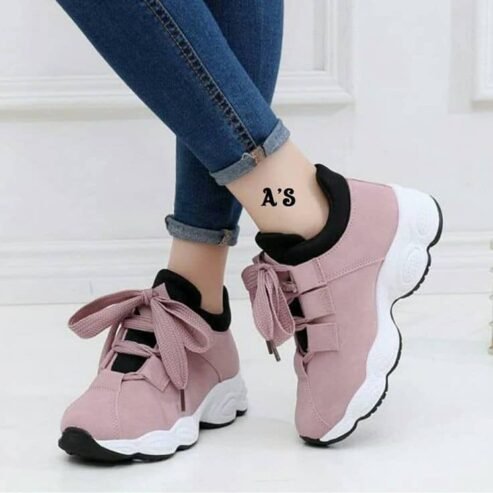 Women’s fashion sneakers