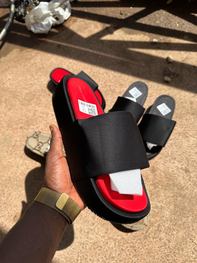 Adidas Y-3 Yohji Yamamoto Comfylette Puff Slide