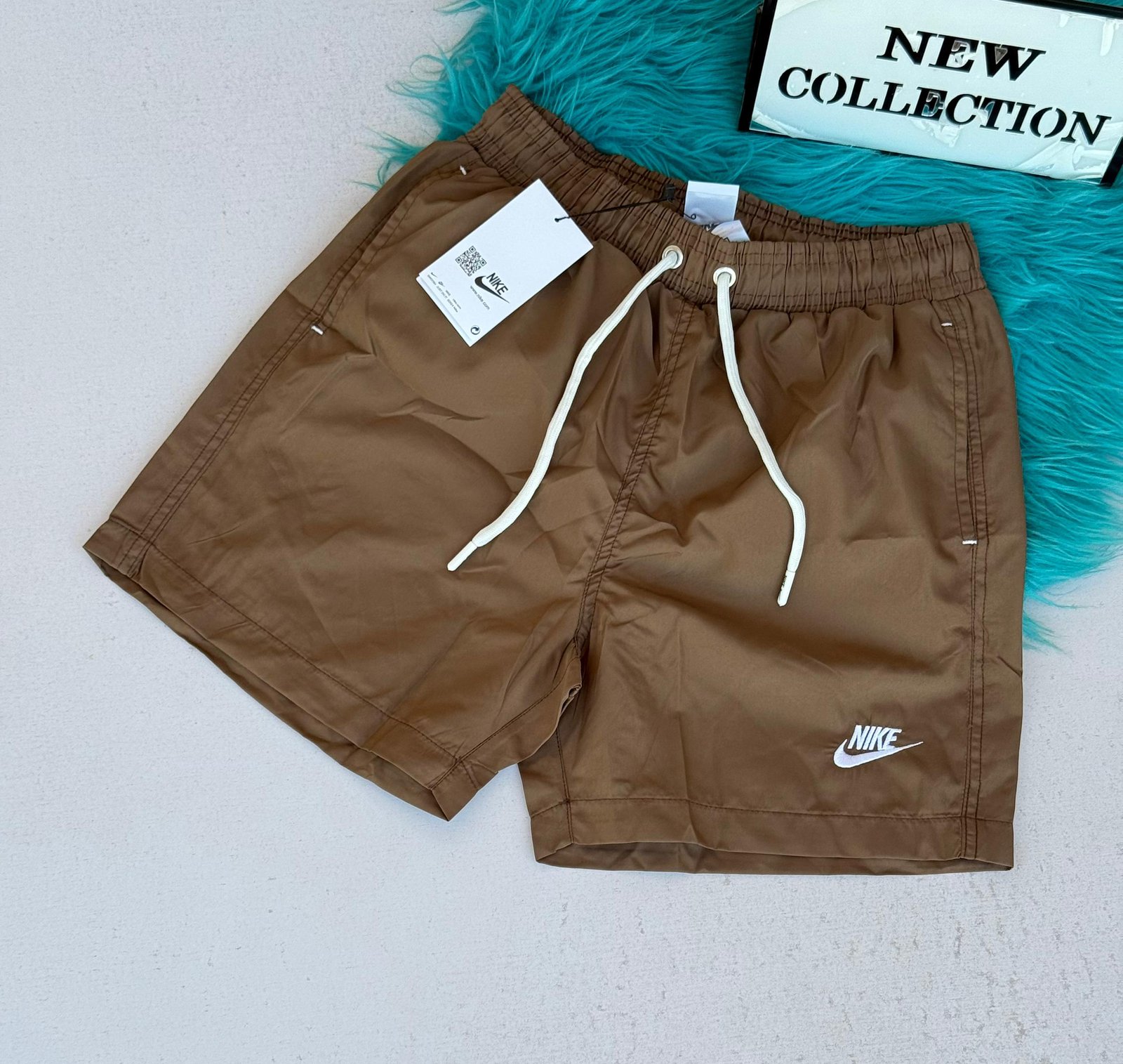 Nike Sportswear Men’s Woven Lined Flow Shorts