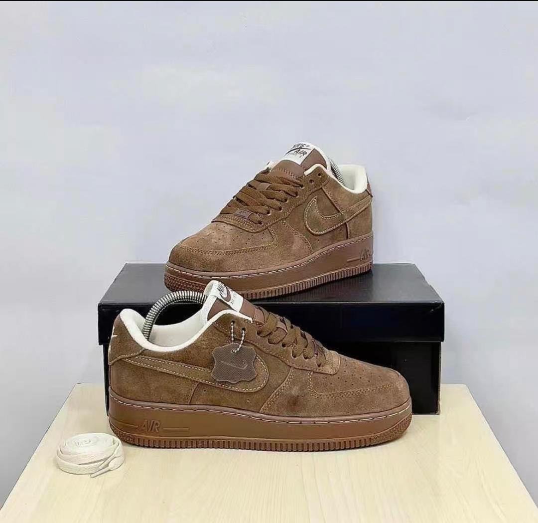 Nike Air Force 1 ’07 sneakers,