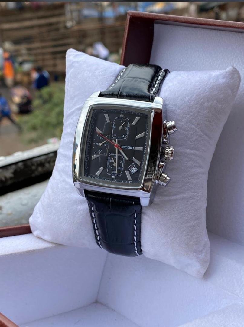 MEGIR 2028 men’s wristwatch.