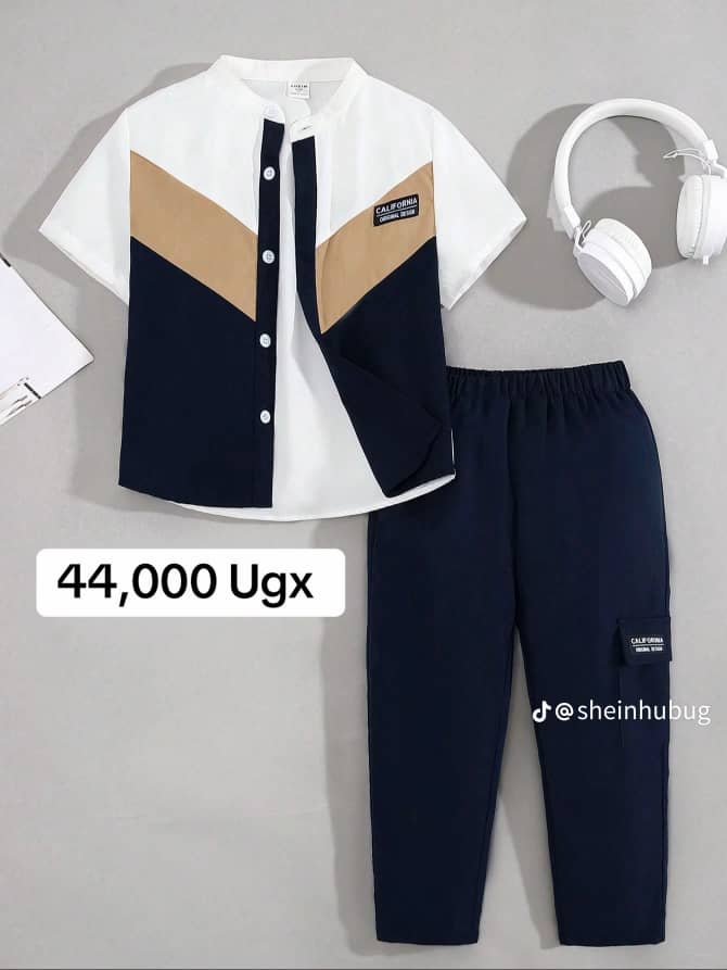 two-piece set consisting of a short-sleeved shirt and long pants