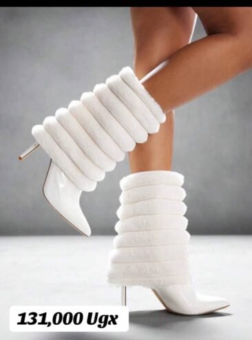 WHITE ANKLE BOOTS