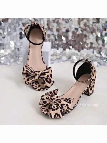 women’s sandals