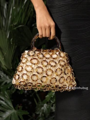 trapeze-style handbag