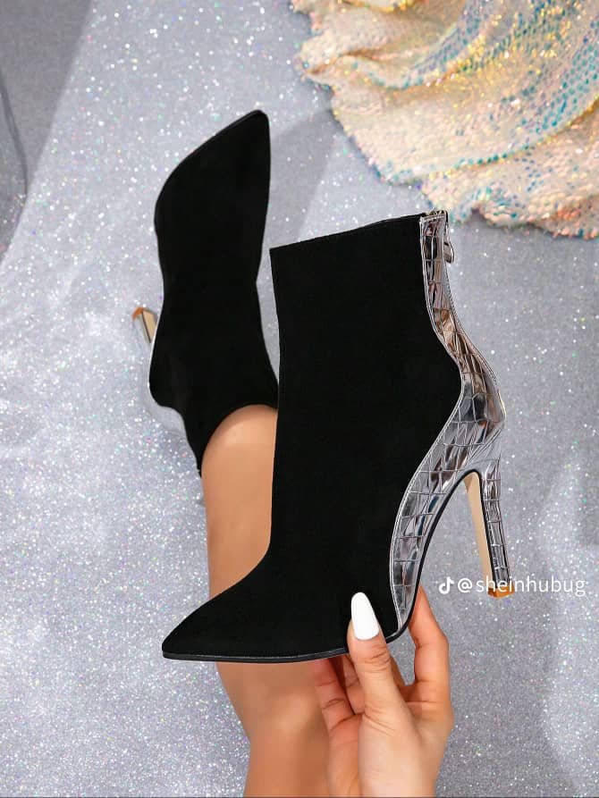 pointed-toe ankle boot