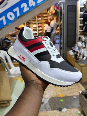 Tommy Hilfiger sneakers