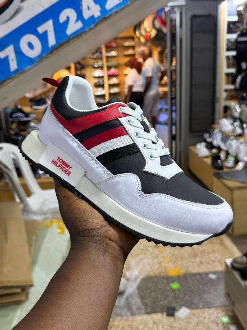 Tommy Hilfiger sneakers