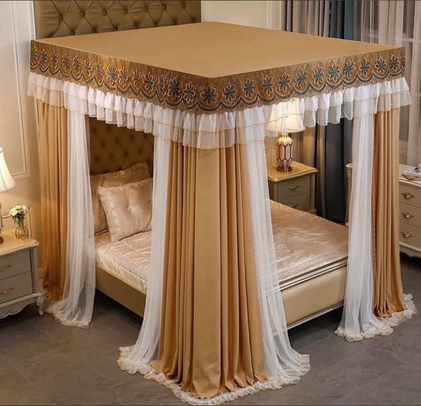 canopy bed