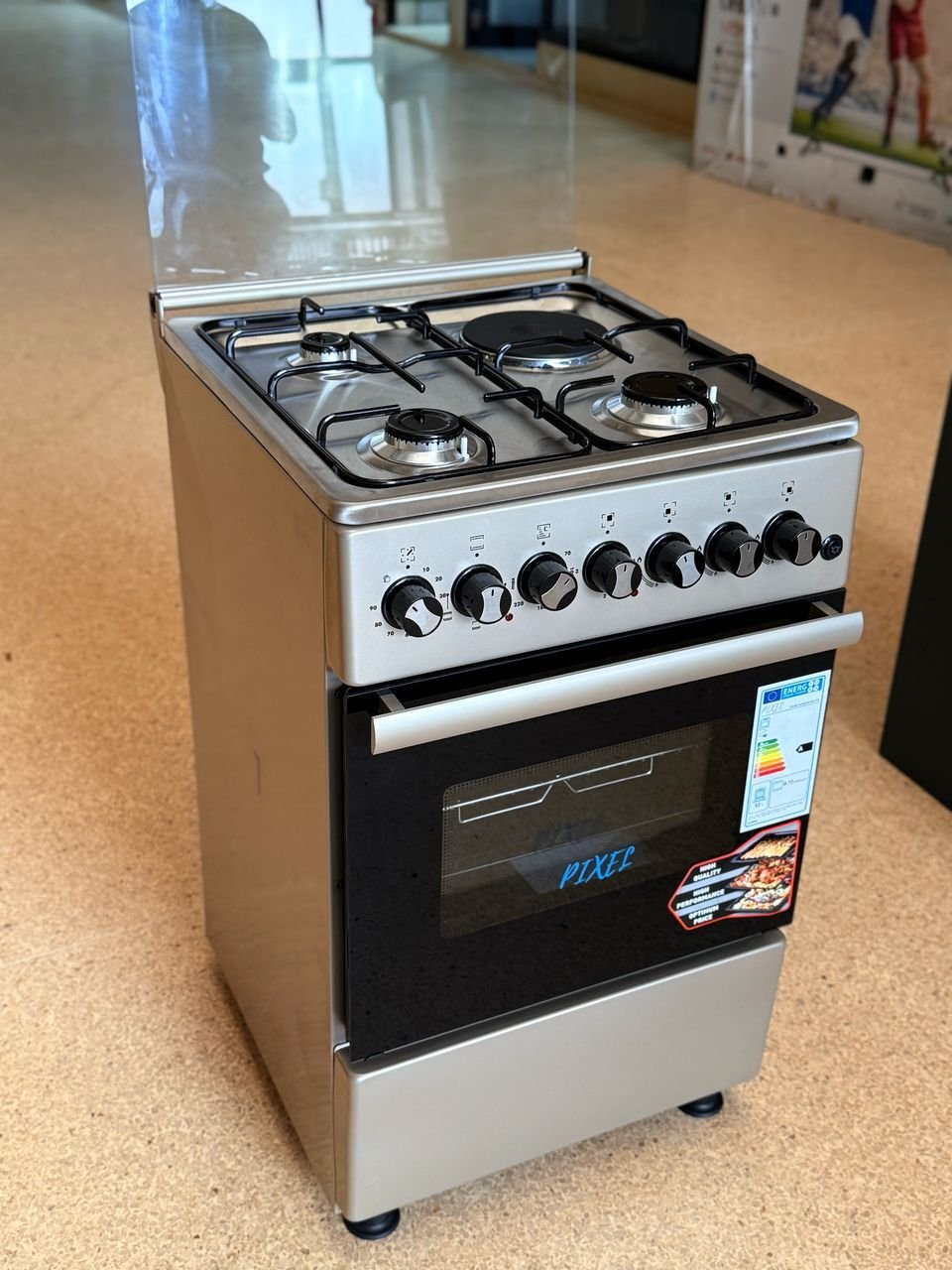 Pixel freestanding cooker