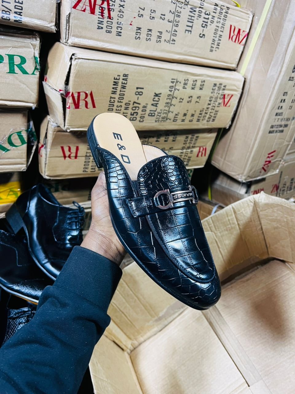 black, slip-on mule shoe