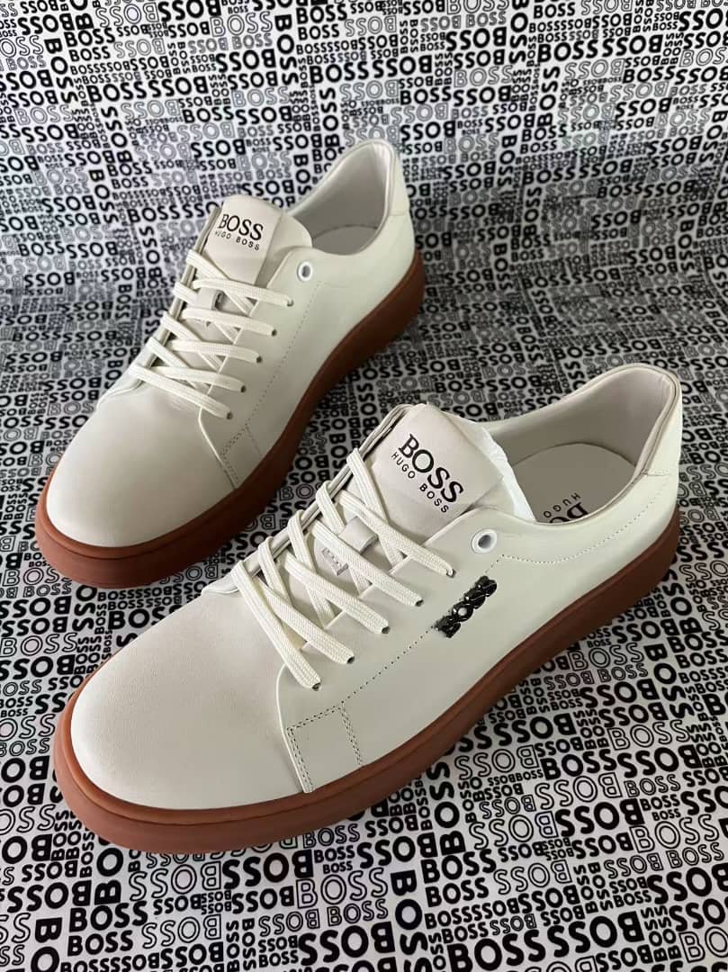 Hugo Boss men’s low-top sneakers
