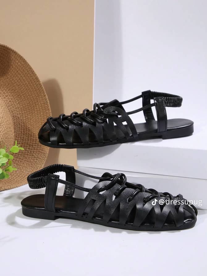 BLACK STRAPPY SANDALS