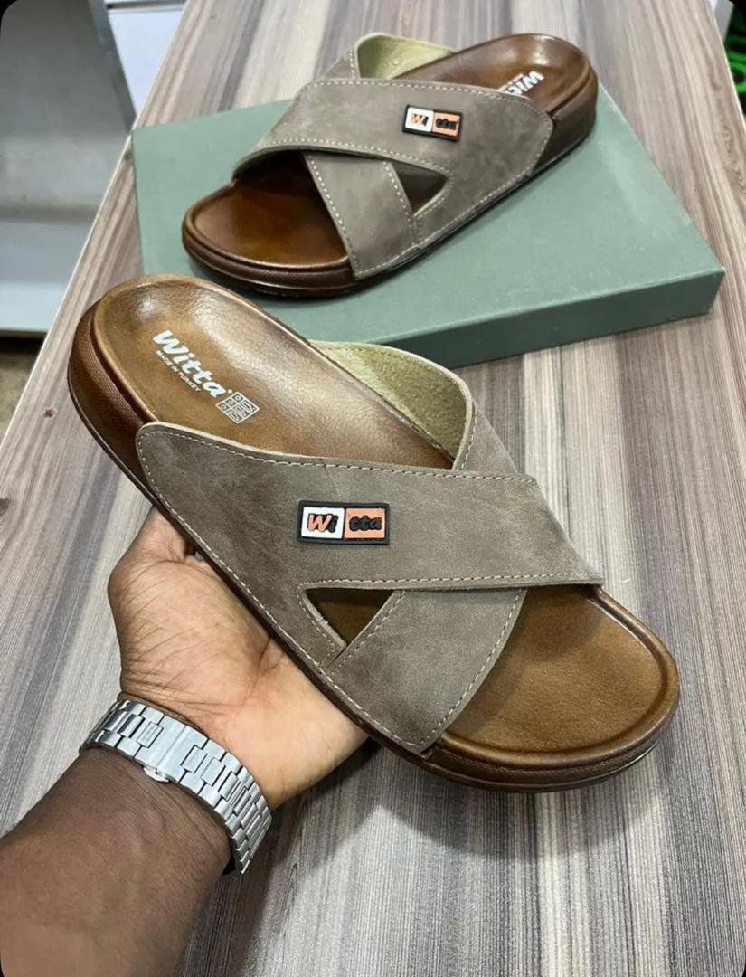 men’s slip-on sandals