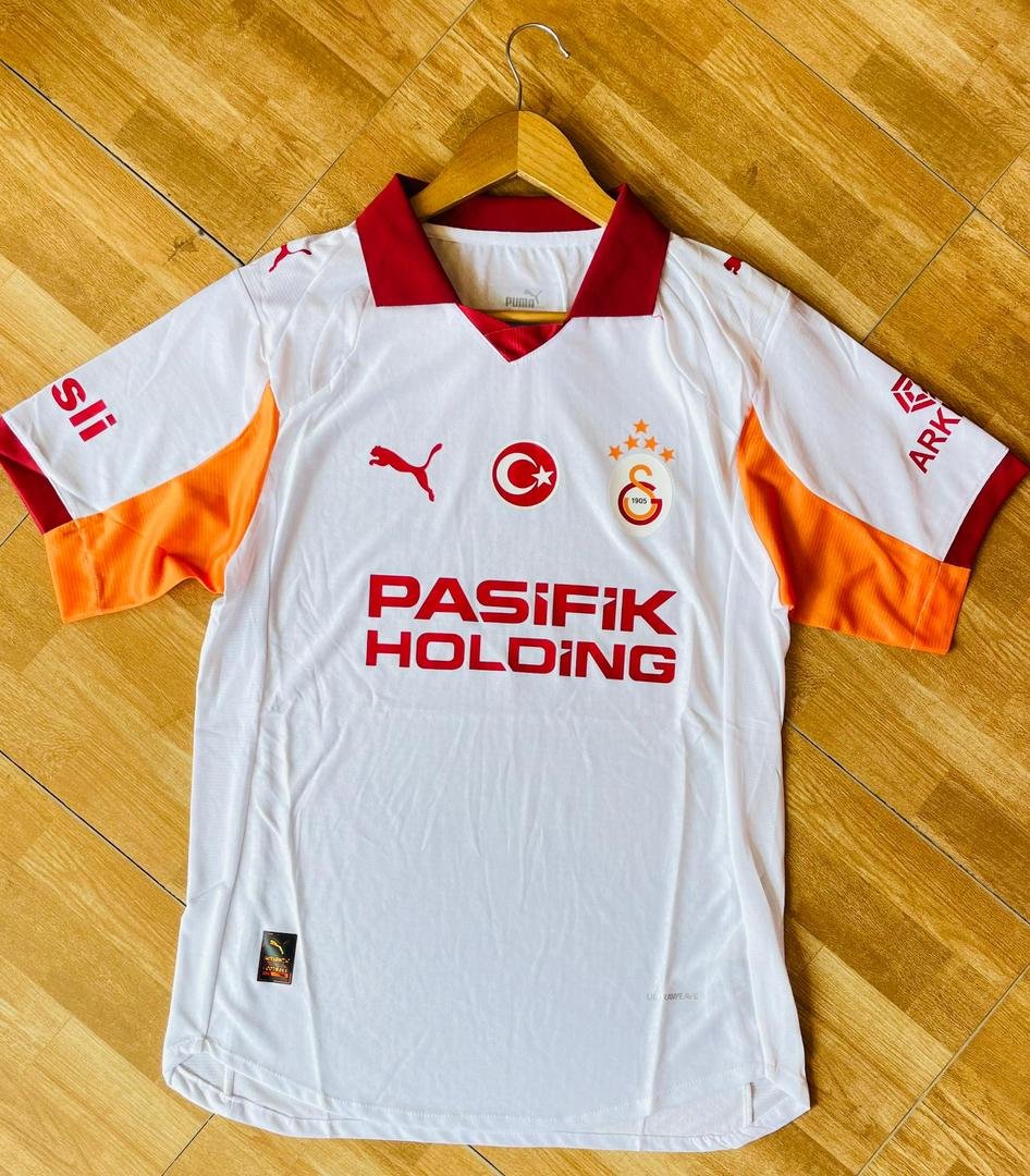 Galatasaray S.K. away jersey