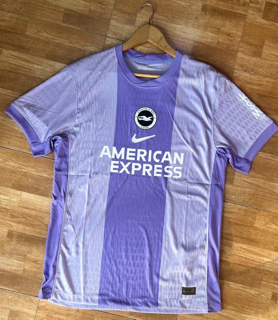 Brighton & Hove Albion F.C. away jersey
