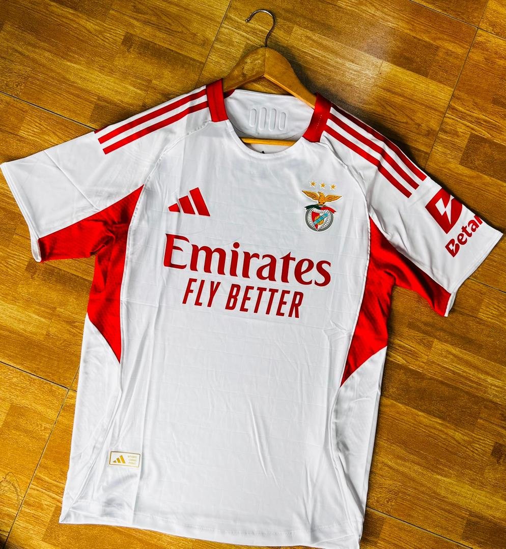S.L. Benfica home jersey