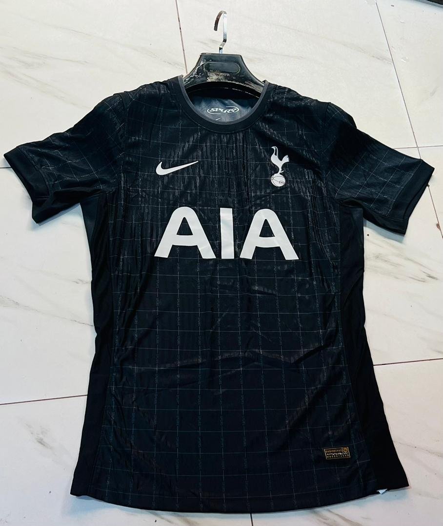 Tottenham Hotspur 2025/26 season away shirt.