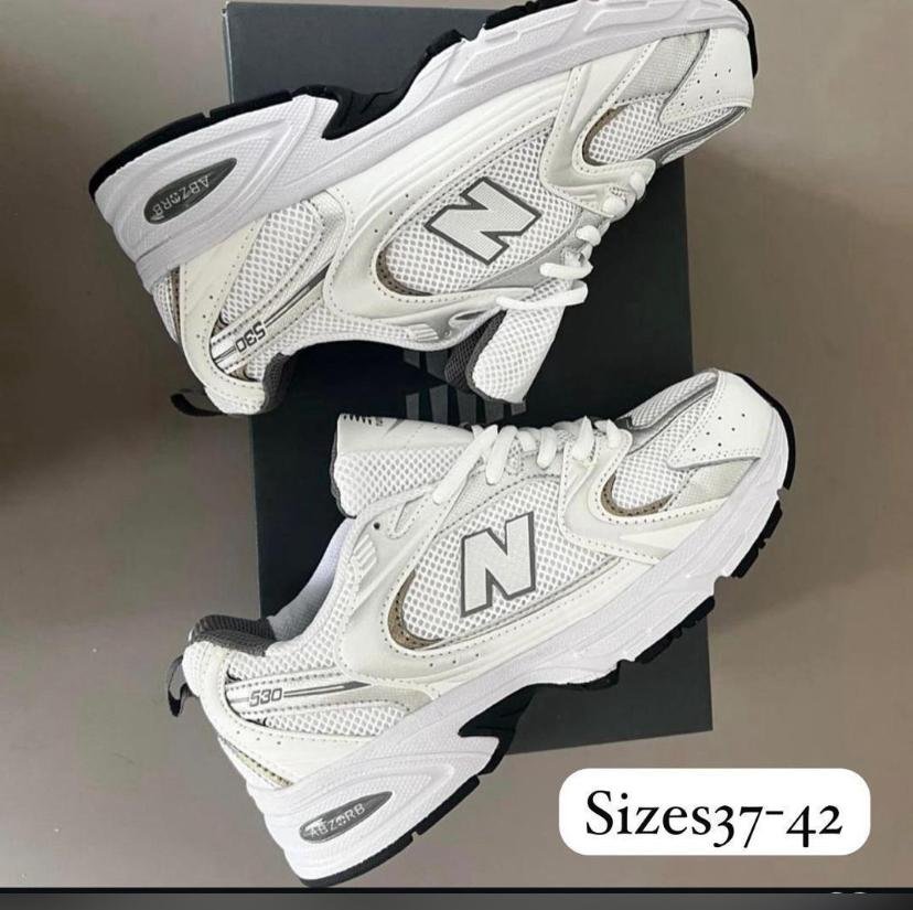 New Balance 530 sneakers