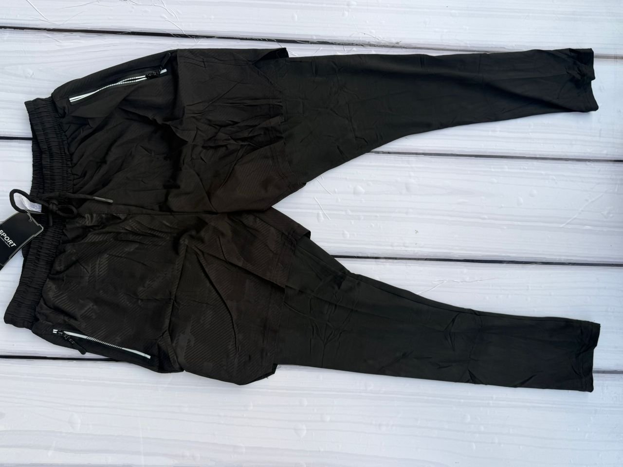 2-in-1 workout pants.