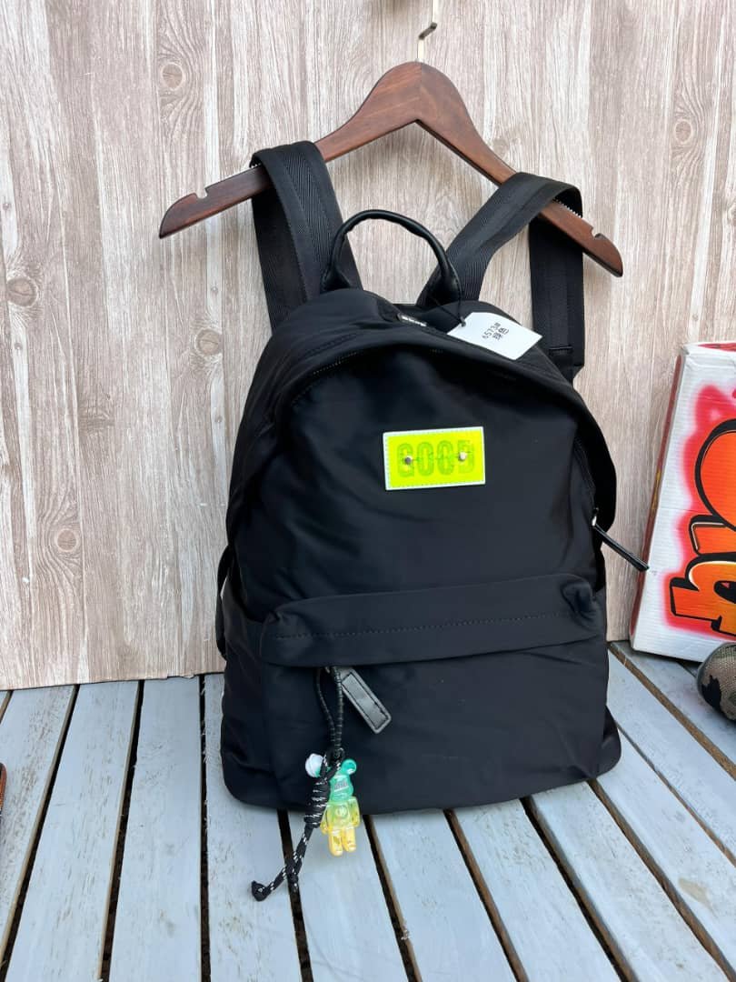 black backpack