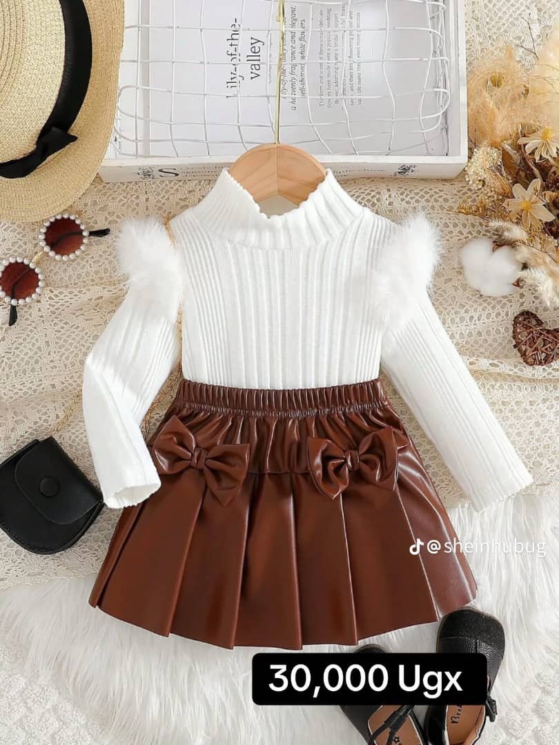 kids’ outfit is a two-piece set